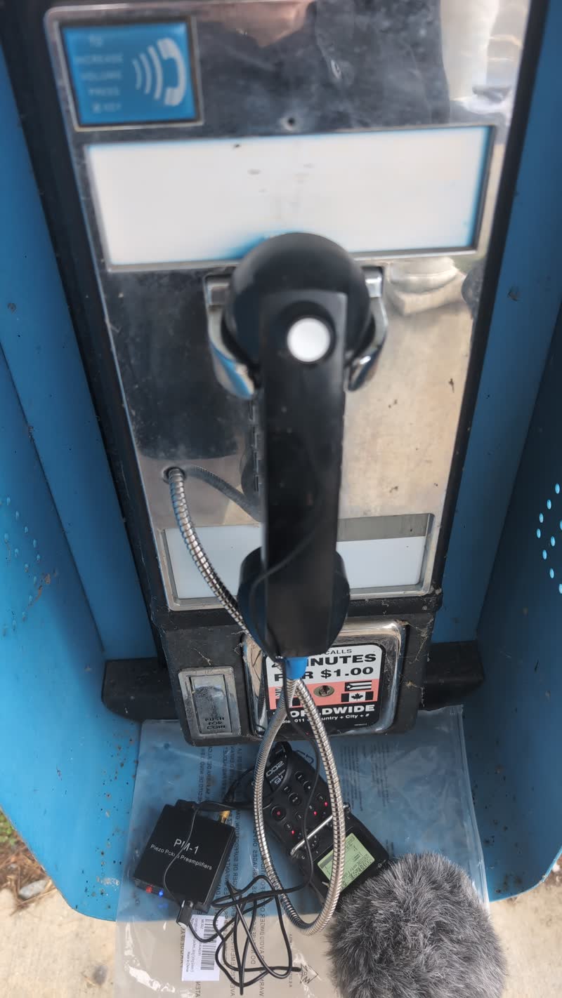 Zoom H5 recording setup with induction pickup coil on a payphone handset